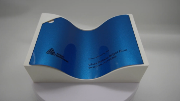 Avery Dennison Gloss Metallic Bright Blue car wrap